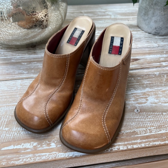 Tommy Hilfiger Brown Leather Mule Shoes with Chunky Wood Heel Slip On - Picture 2 of 6